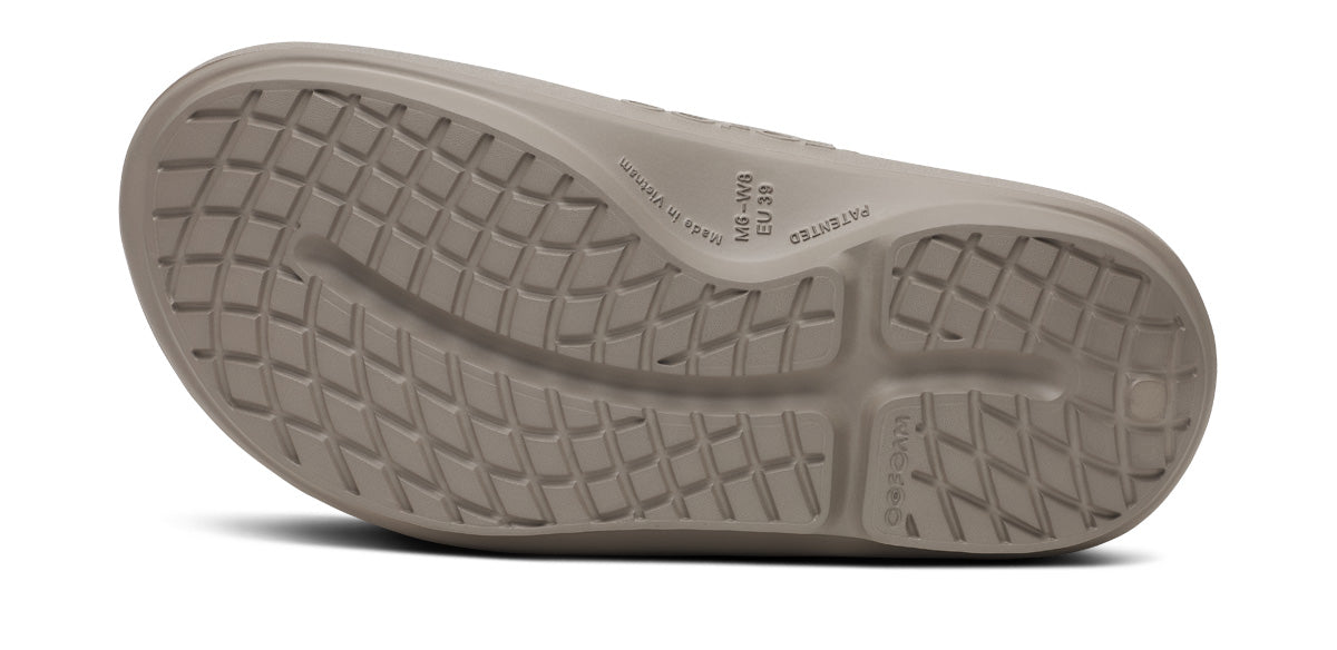 womens-ooahh-plus-slide-sandal-driftwood-08-08-2200DRFWOO_shot7 Women's OOahh PLUS Slide Sandal - Driftwood