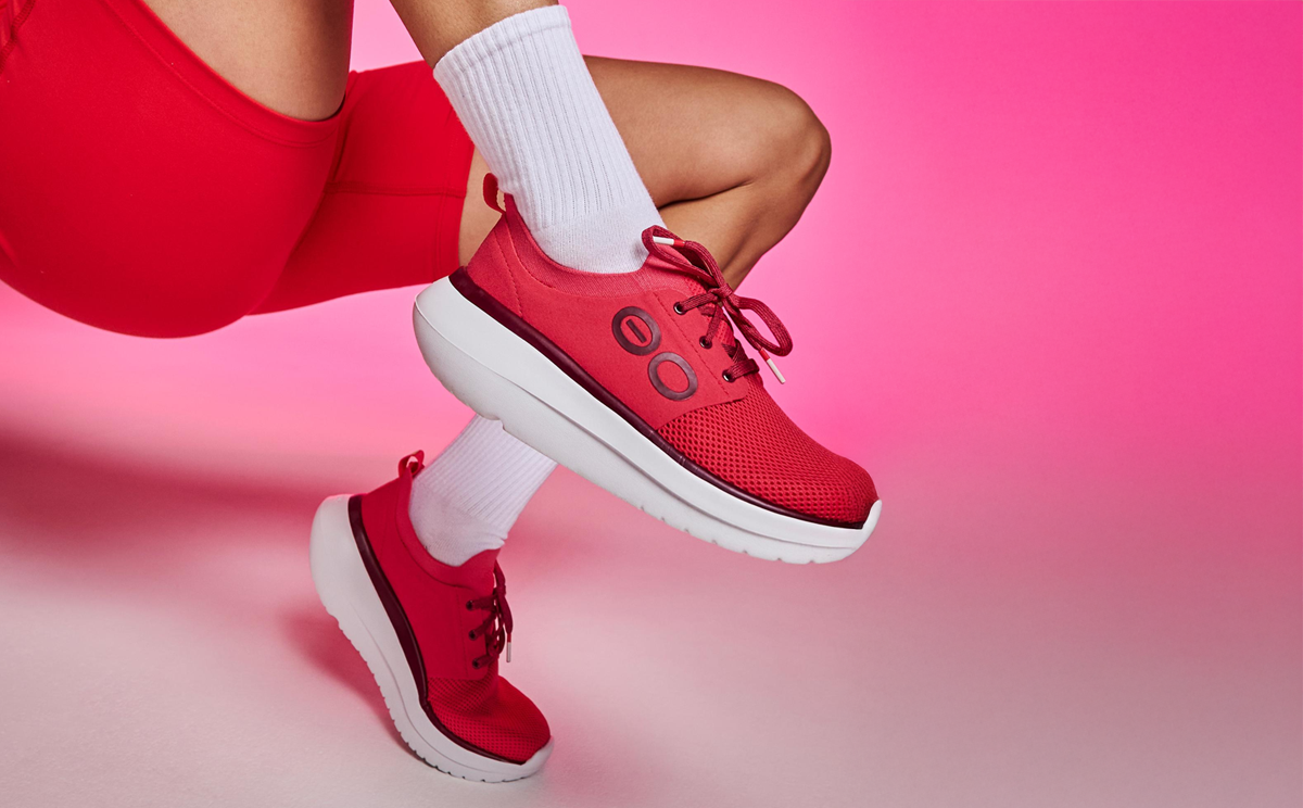 womens-oomy-stride-neon-berry-08-08-OOmyStride_NeonBerry1 Women's OOmy Stride - Neon Berry (FINAL SALE)